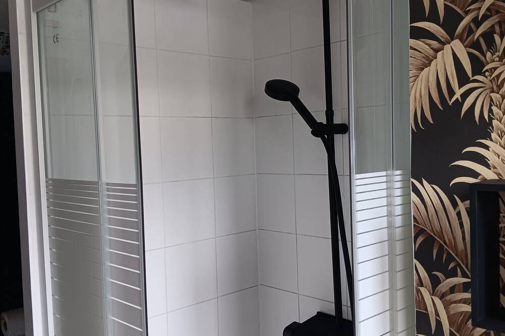 Ganze Wohnung, Charming studio in the heart of the historic Versailles district in Versailles, Yvelines