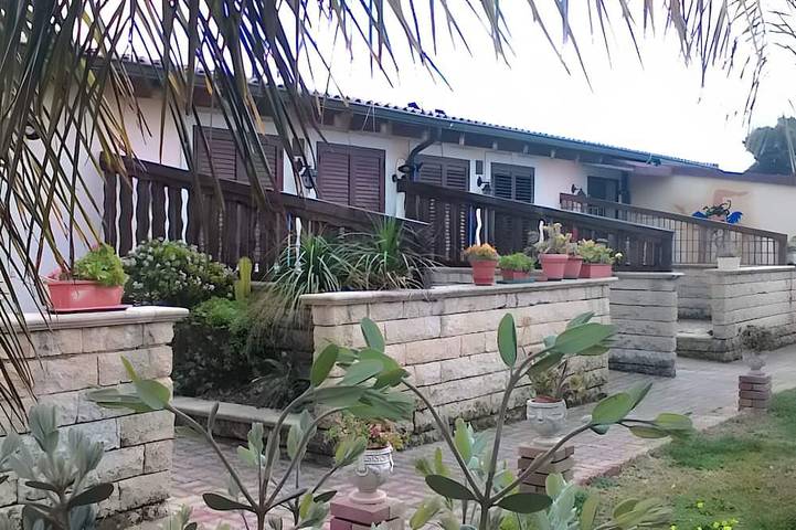 Appartamento vacanze per 3 persone, con giardino e piscina - 1