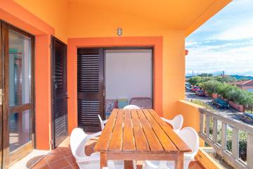 Apartment for 6 People in Barrabisa, Gallura, Photo 1