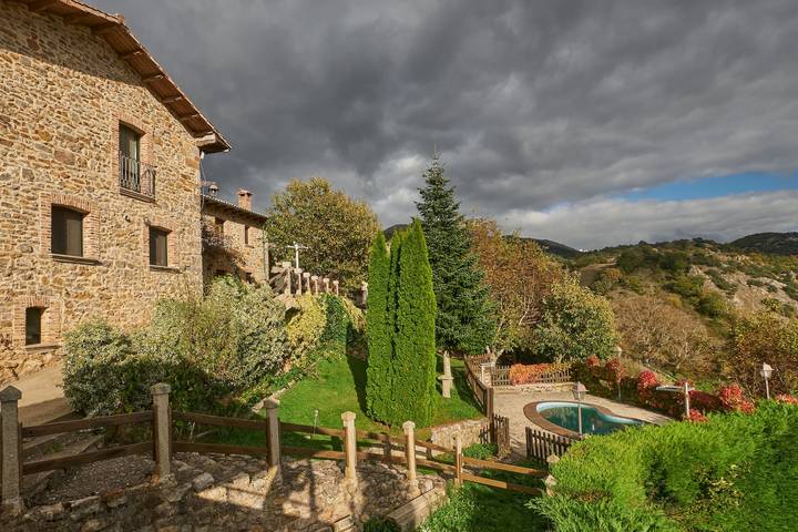 Casa rural para 9 personas, con jardín, Familias con niños en Cistierna