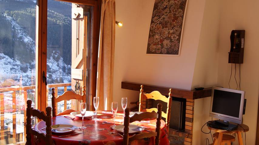 Gîte pour 7 personnes, avec balcon à El Tarter - 3