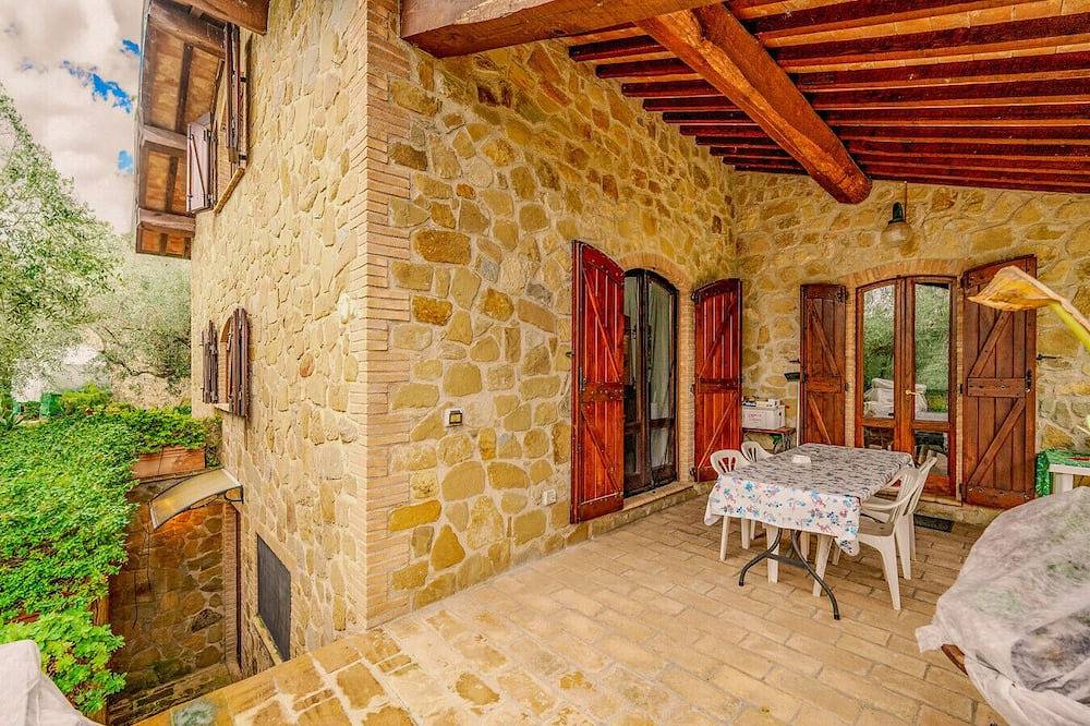 Entire apartment, Monte Oliveto House - Apartment 1 in Bettona, Perugia Province