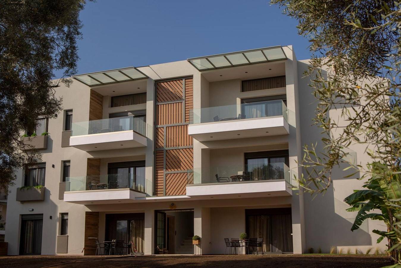 Entire apartment, Apartment 'Elfam City Suite B' with Shared Terrace, Wi-Fi and Air Conditioning in Lefkada City, Greece