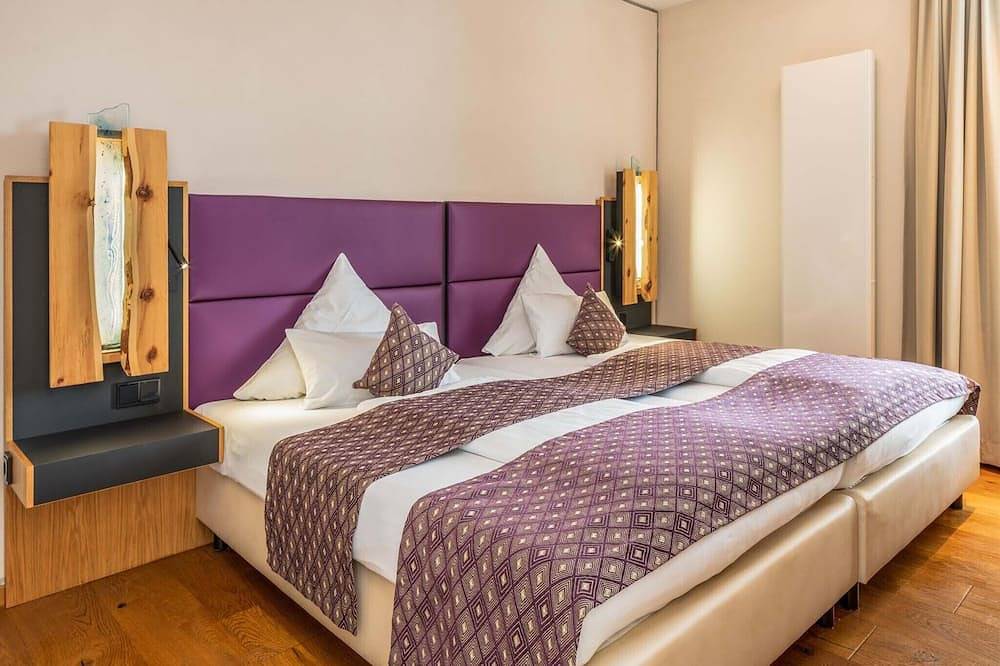 Ganze Wohnung, Wellvital, 86 qm Souterrain, 2 separate Schlafzimmer, 2 Bäder in Bad Endorf, Chiemsee