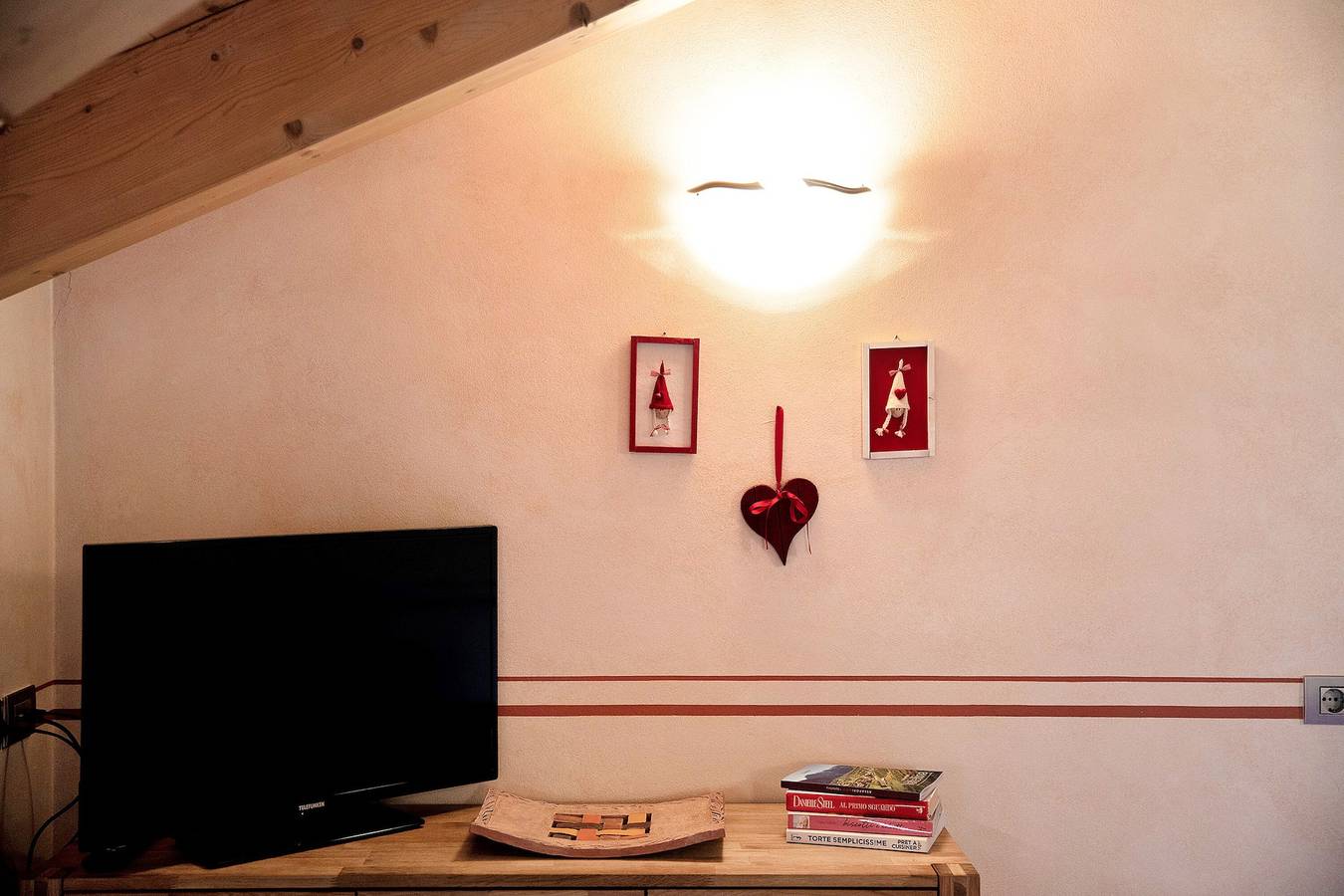 Appartement entier, Appartement "Stelle Chalet Martina", proche des pistes de ski avec jardin et Wi-Fi. in Livigno, Valtellina