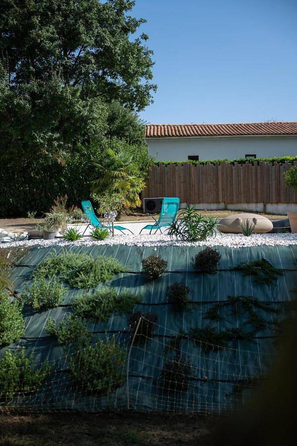 Appartement entier, Studio in Saint-Porchaire, Région de Saintes