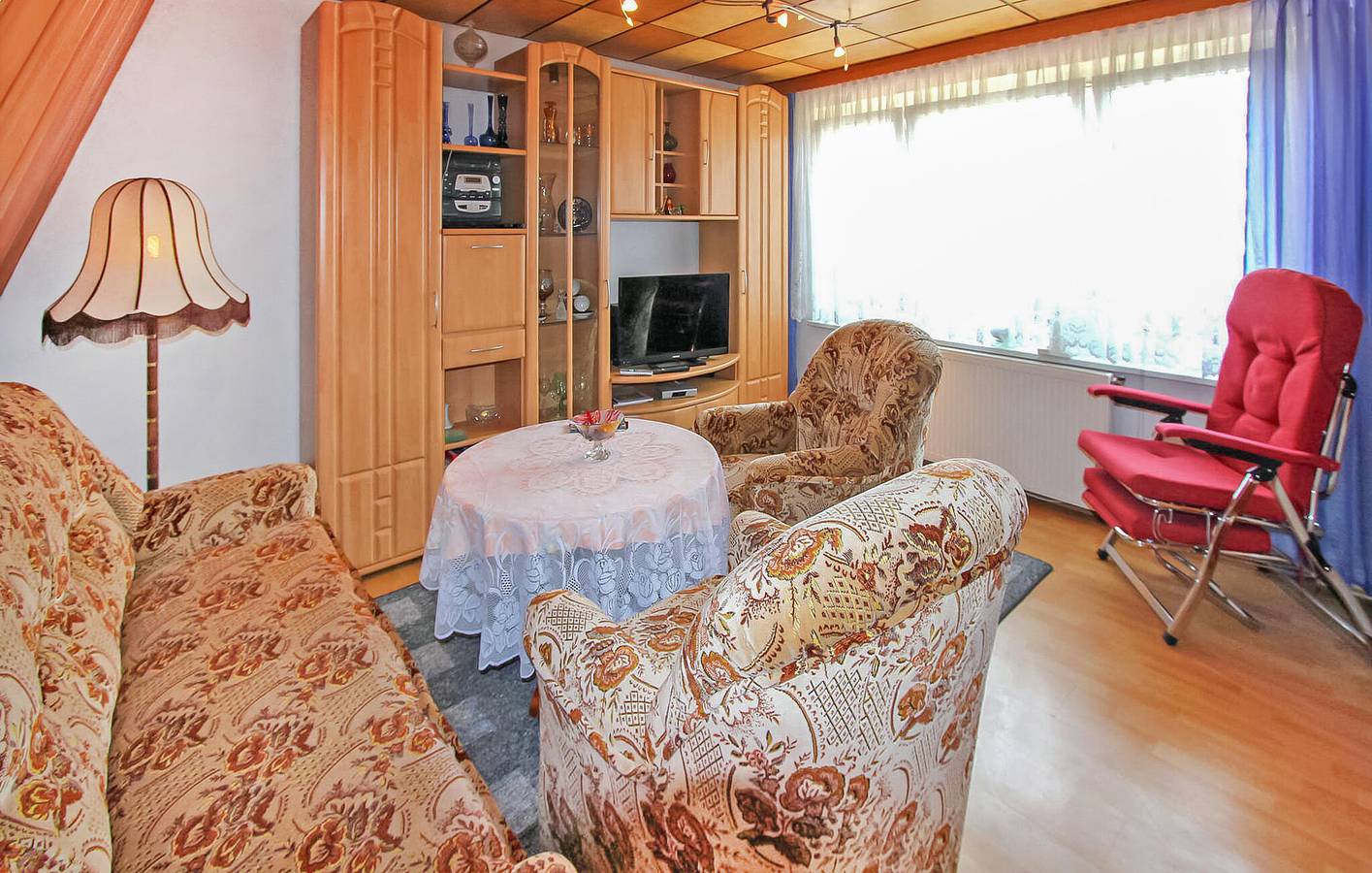 Rückzugsort am See: Gemütliches Apartment mit Terrasse und Parkplatz in Zettemin, Müritz