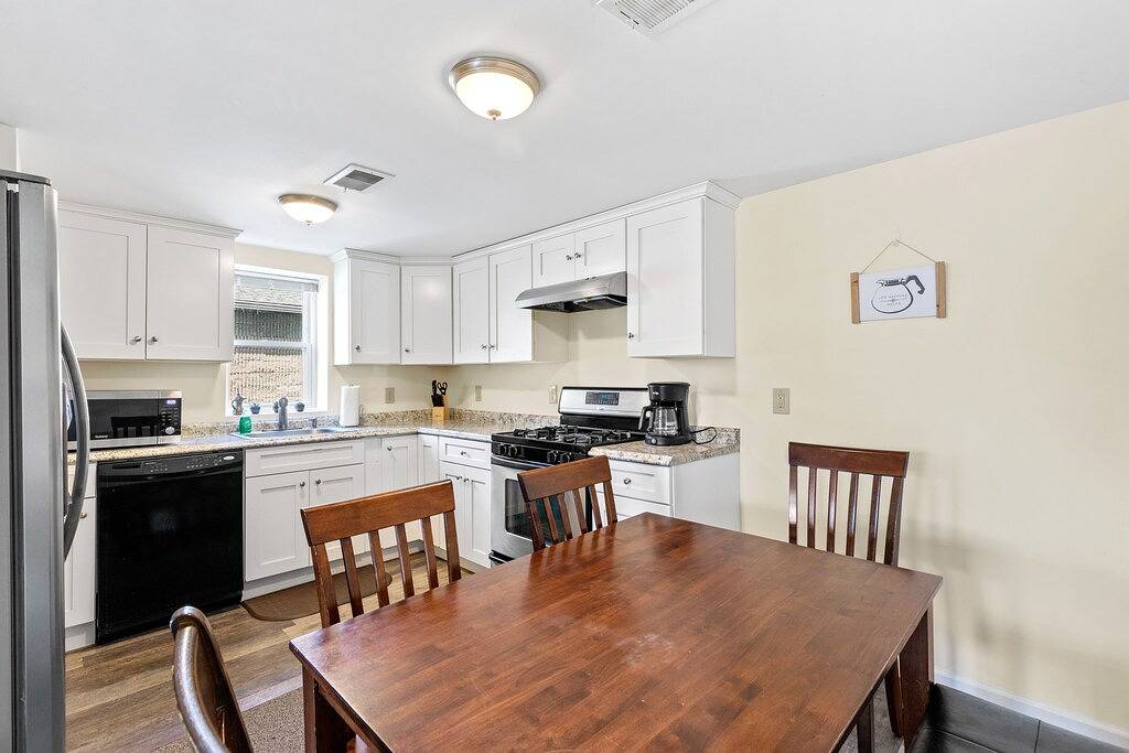 Newly Renovated Historic Middletown Home 15 min to Harris-Hershey! in Dauphin County