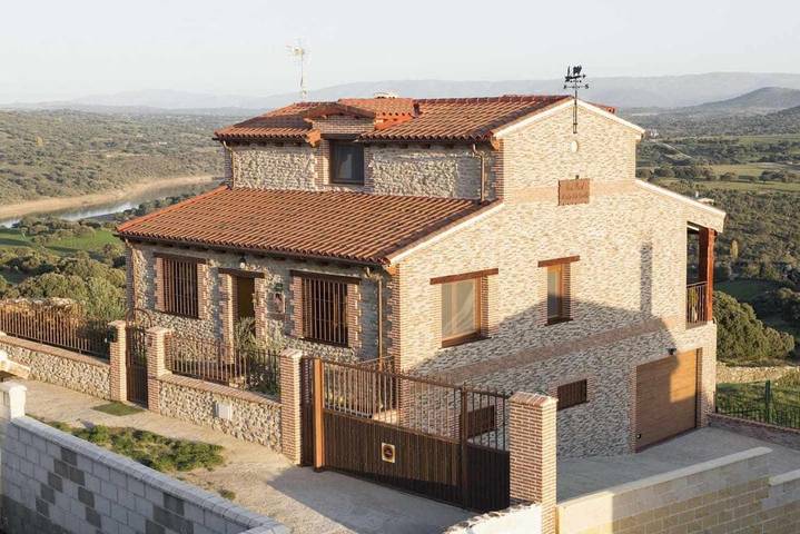 Casa rural para 9 personas, con Jacuzzi y Piscina en Provincia de Salamanca