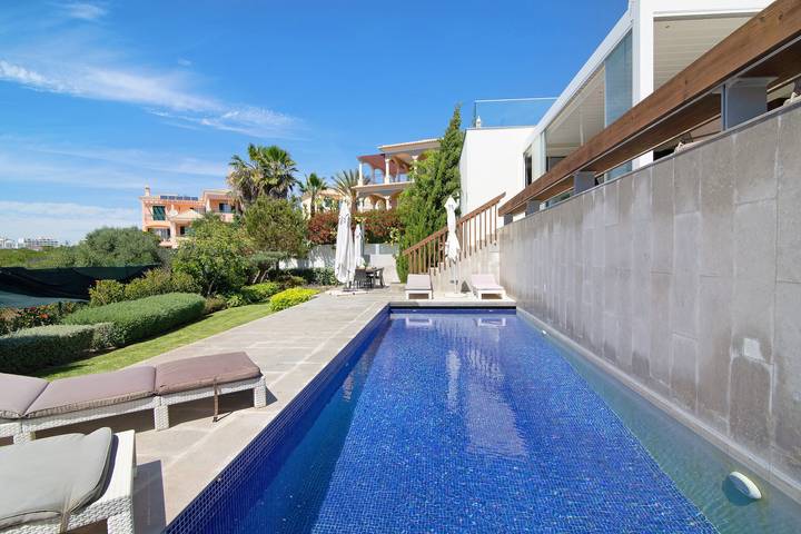 Villa for 10 people, with garden - 1