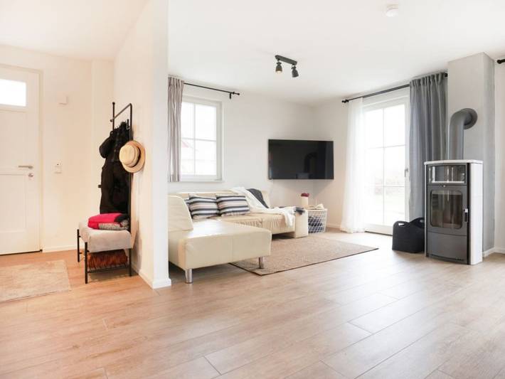 Ferienhaus für 6 Personen, mit Terrasse und Garten sowie Sauna in Kalkhorst - 4