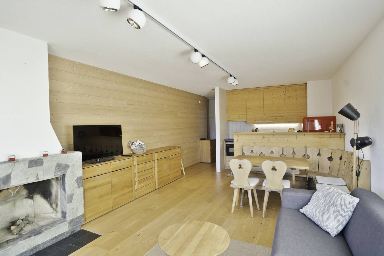 Entire apartment, Hameau D004 - Appartement 2.0 room(s) in Les Masses, Vex