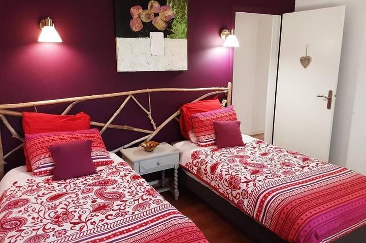 Location de vacances pour 11 personnes, avec piscine, animaux acceptés à Travaillan - 4