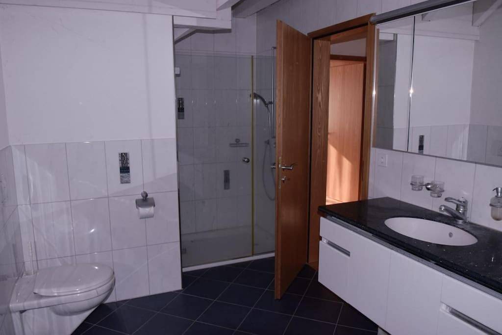 Exklusives 5 Zimmer Haus an bester Lage nähe Baden Zürich in Kirchdorf AG, Obersiggenthal