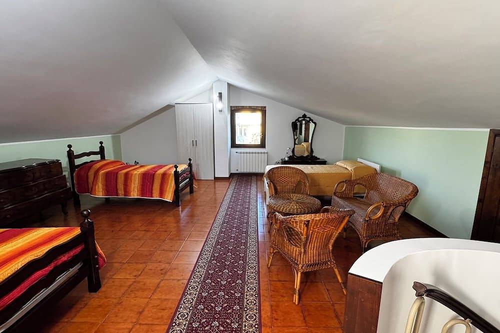 Villa Marvitt - Stone Cottage in Isernia, Isernia Provinz