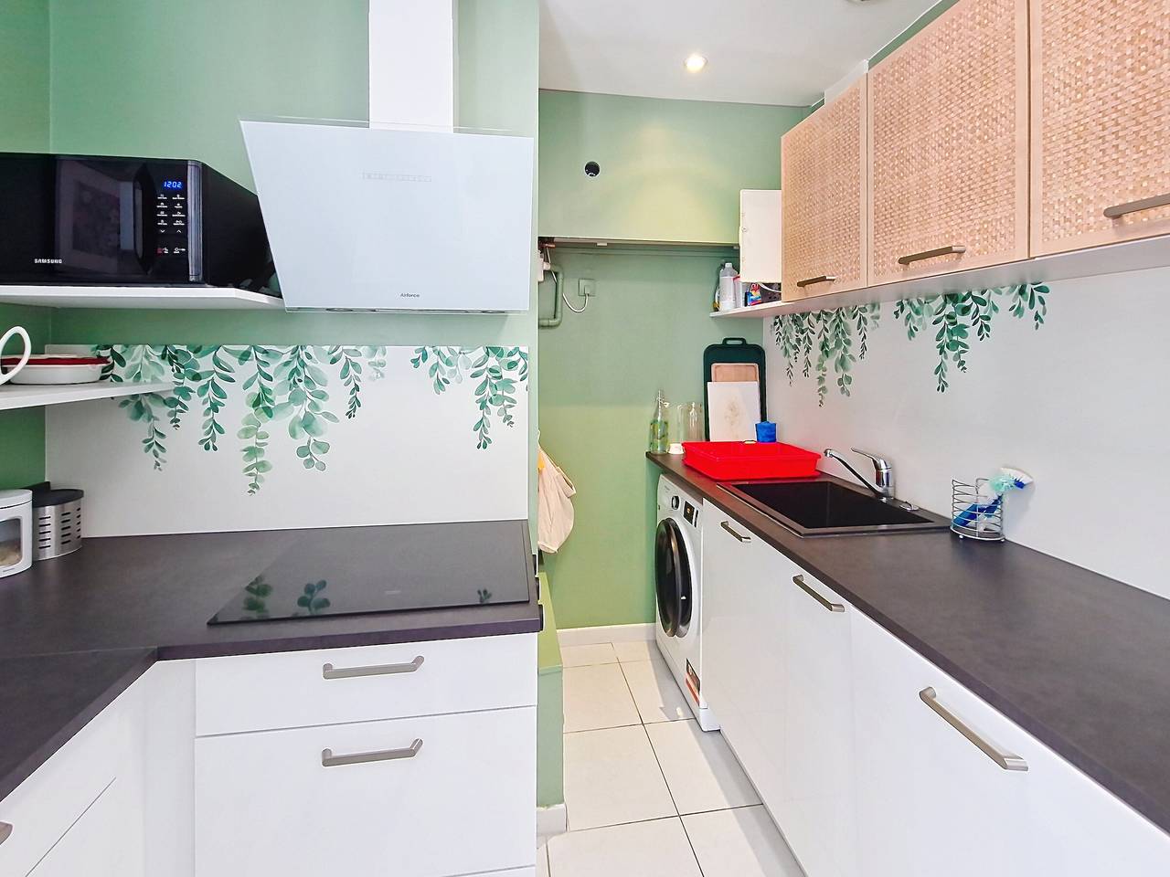 Renovated 3-Room House Near Beach, Market & Amenities with Wifi in Les Sables-d'Olonne, Vendée