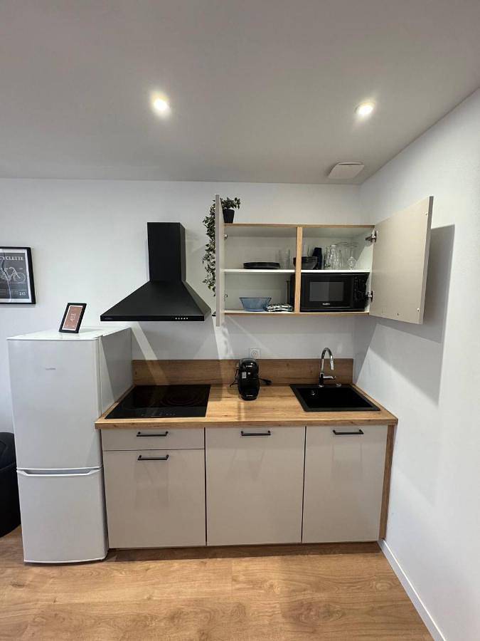 Appartement entier, Studio neuf et élégant au centre de Vierzon in Vierzon, Région de Vierzon
