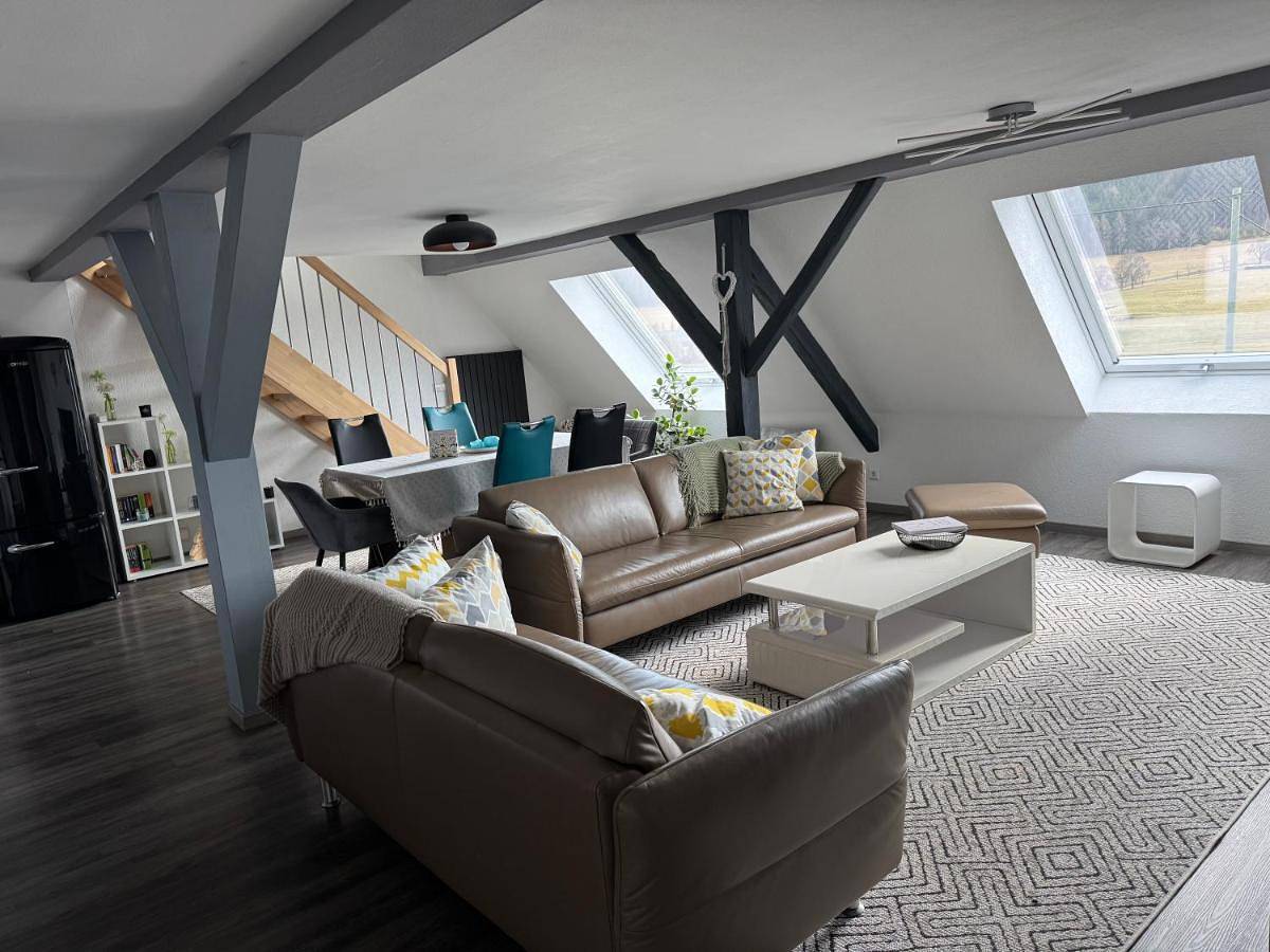 Ganze Wohnung, Two-Bedroom Apartment in Tieringen, Meßstetten