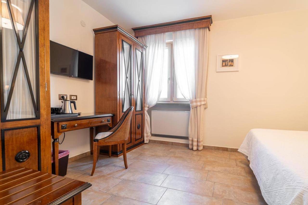 Classic Double Room in Marigliano, Napoli e dintorni