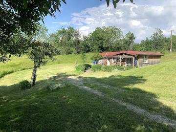 Maison de campagne pour 7 personnes, avec terrasse et jardin, animaux acceptés à Sarrogna