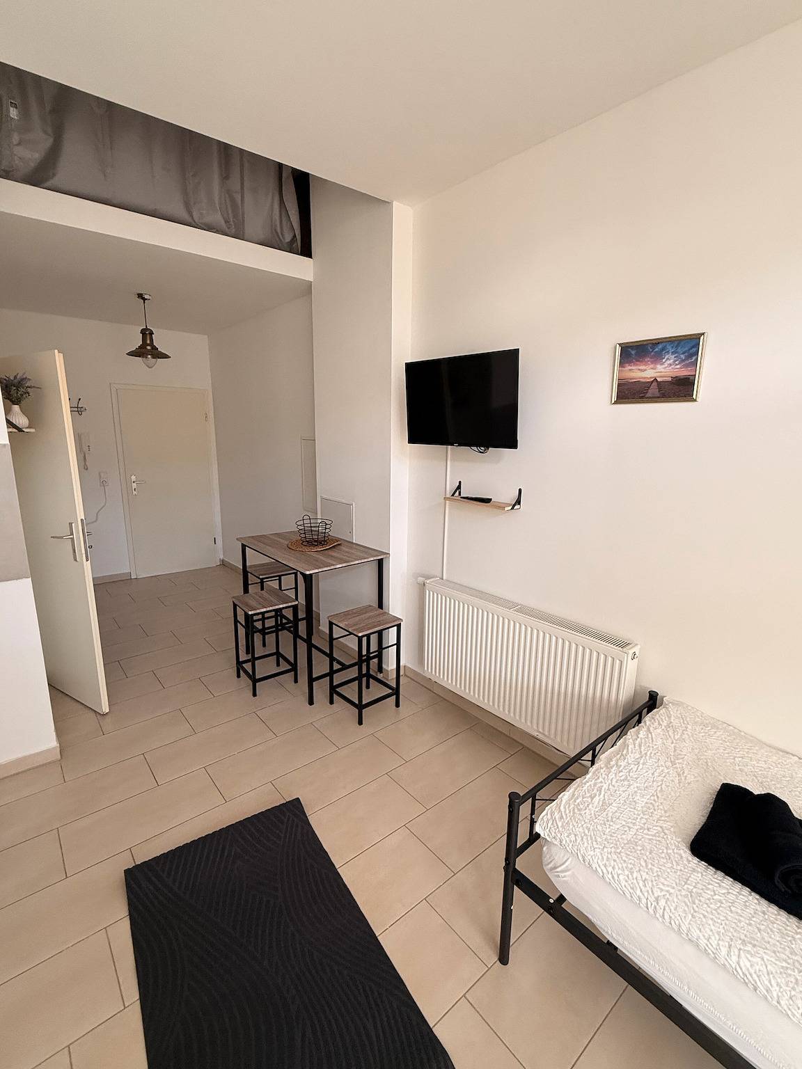 Entire apartment, Apartment 'Gm Living Nürtingen' with Wi-Fi in Nürtingen, Landkreis Esslingen