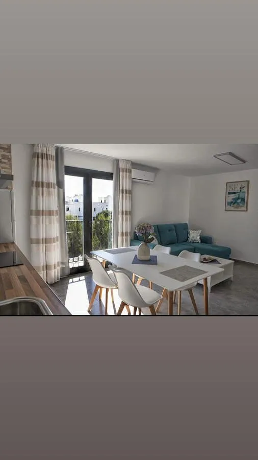 Apartamento de vacaciones para 4 personas, con vistas y balcón - 1