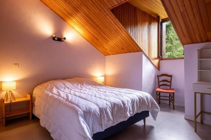 Location de vacances pour 6 personnes, avec jardin à Bagnols-les-Bains - 3