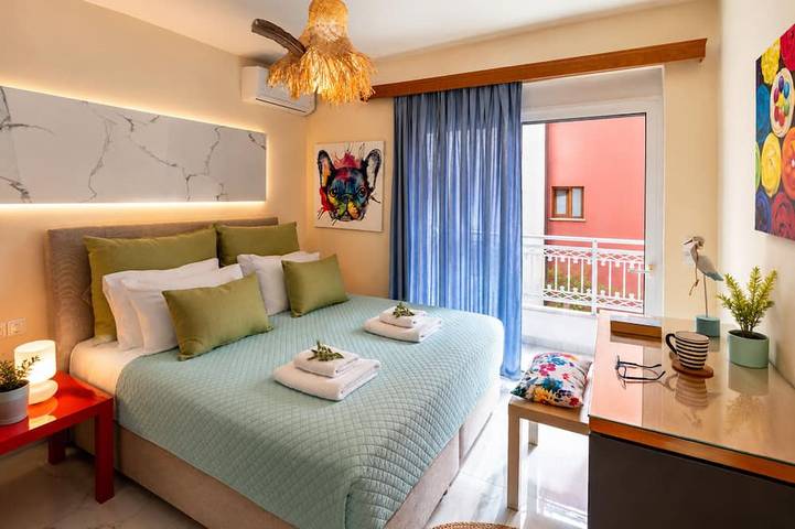 Appartement entier, New Luxurious apartment - 1 minute from Elli Beach in Ville de Rhodes, Rhodes