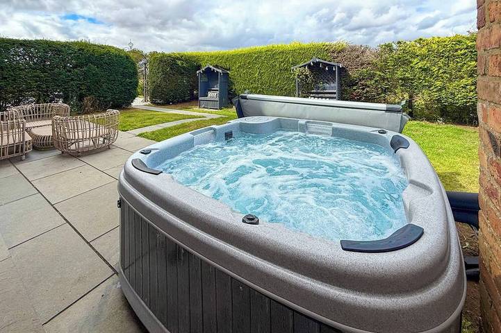 Cottage for 4 people, with hot tub in Yorkshire
