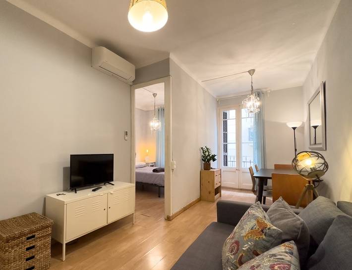 Apartamento para 3 personas, con balcón en Gracia