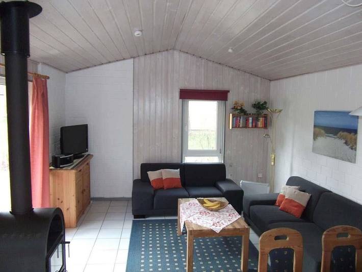 Ferienhaus für 4 Personen, mit Garten und Terrasse sowie Sauna, kinderfreundlich in Granzow
