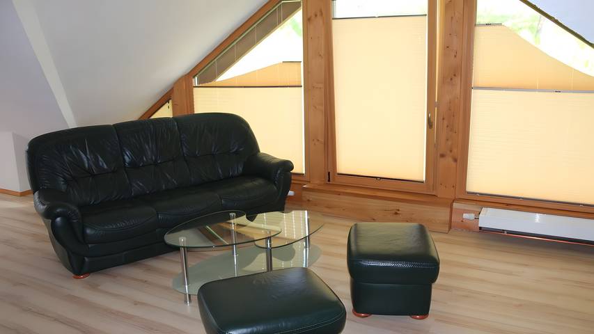 Apartamento entero, Apartamento vacacional de 60 m² con balcón para 2 personas en Sehmatal in Cranzahl, Sehmatal