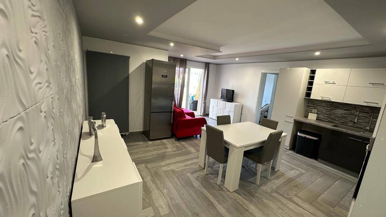 Appartement entier, Apartment Moncayo in Parque De La Reina, Arona