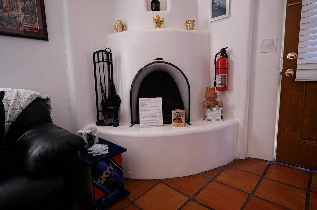 Zweistöckige Casita, Balkon, 5 Schlafplätze, abseits der Plaza in Santa Fe, Santa Fe County