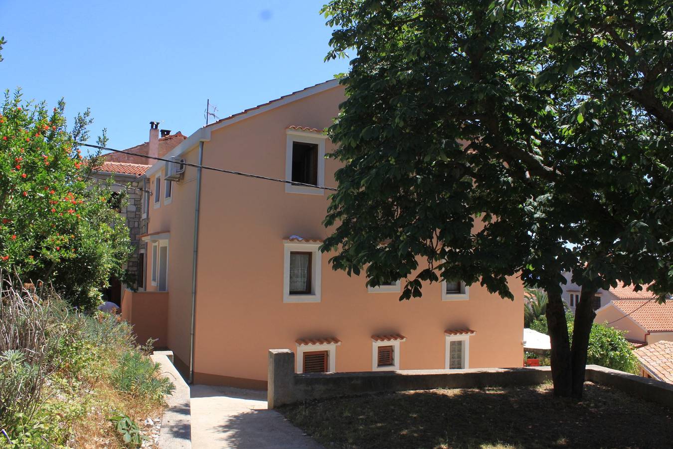 Ganze Wohnung, 2-Zimmer-Ferienwohnung mit Terrasse Cunski, Losinj A-8010-a in Cunski, Kvarner Inseln