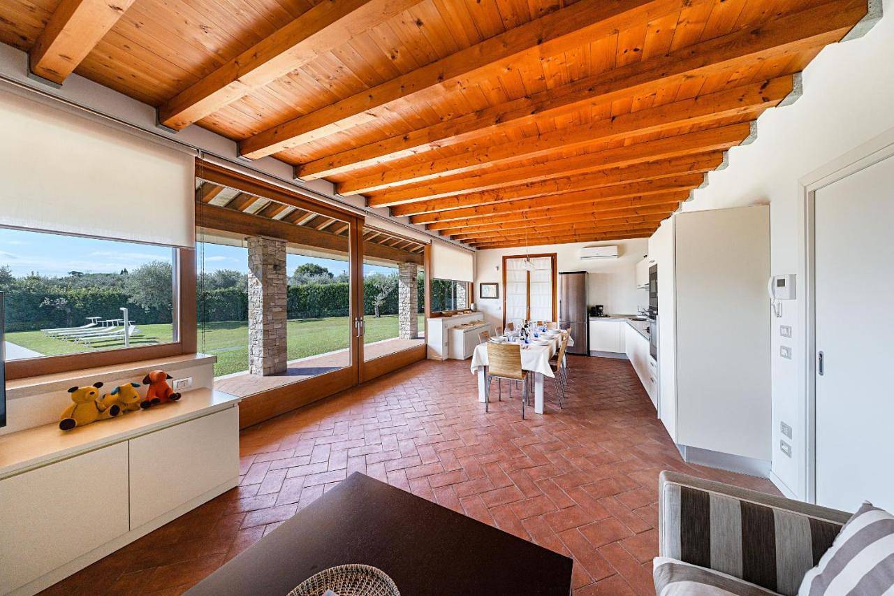 Villa Elisabetta in San Felice del Benaco, Prealpi Gardesane