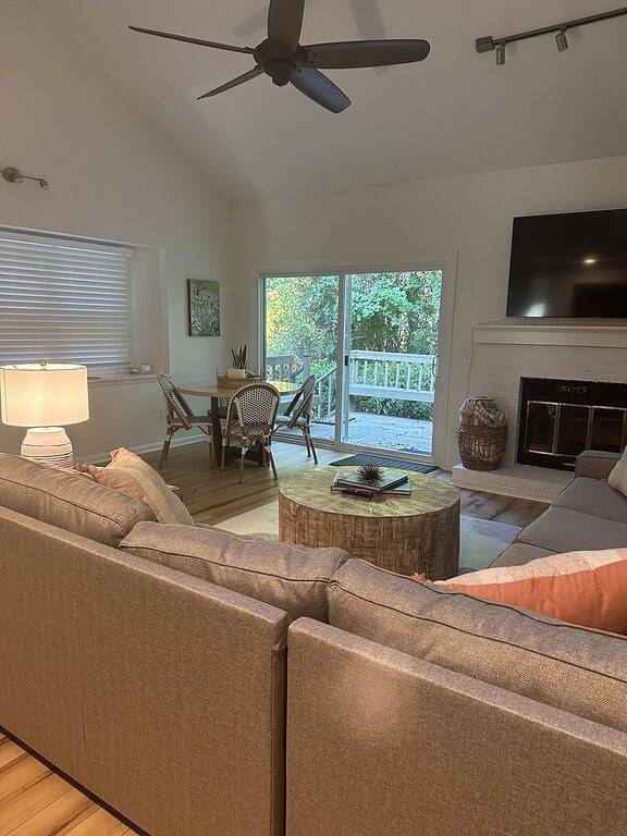 Vacation rental for 6 people, with pool and terrace in Wilmington