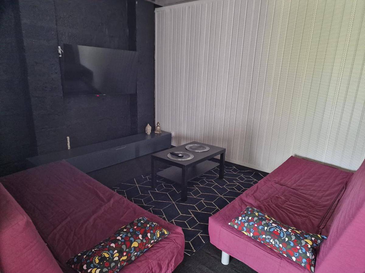 Double Room with Private Bathroom in Nogaro, Gers
