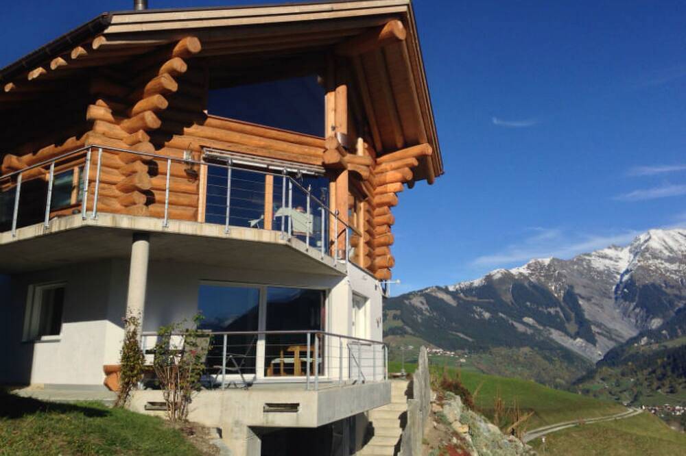 Ganze Wohnung, Canategia Vock, Cumbel, (Cumbel). in Lumnezia, Alpenarena
