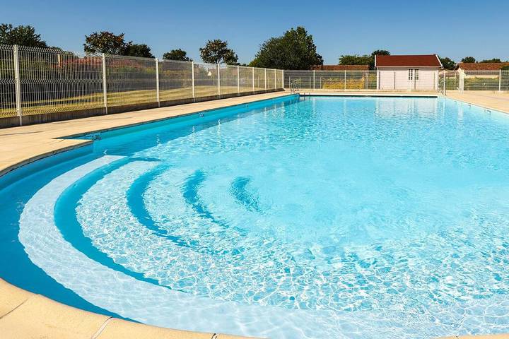 Casa de vacaciones para 4 personas, con terraza además de piscina y jardín, Familias con niños - 1