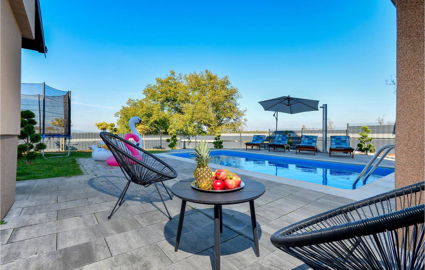 Charmante 2-Zimmer-Wohnung mit Pool und Terrasse, 2,5 km vom Fluss Zelina entfernt in Zagreb und Umgebung