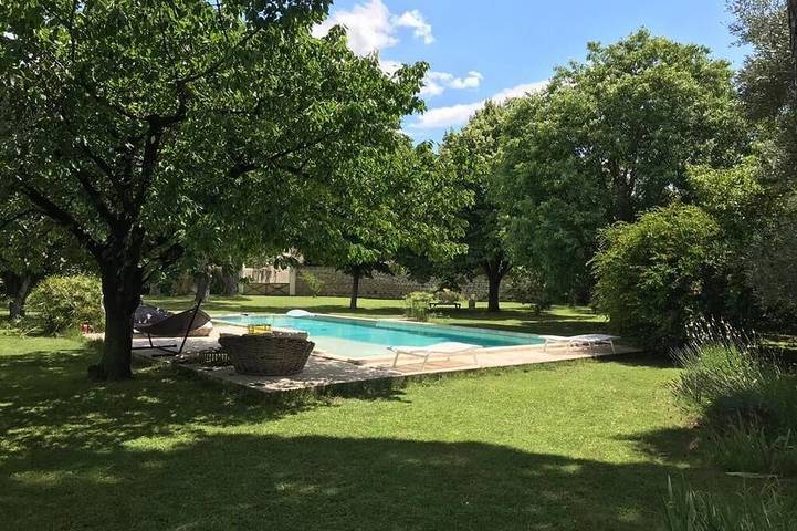 Chambre d’hôte pour 8 personnes, avec Piscine à Montpellier