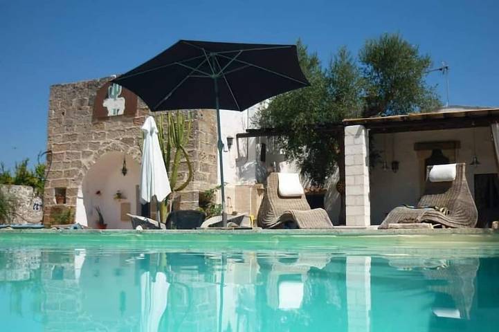 Villa für 8 Personen, mit Whirlpool und Terrasse sowie Garten, mit Haustier - 1