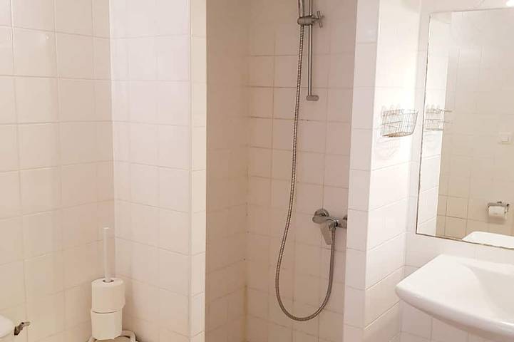 Gîte pour 4 personnes, avec jardin et piscine à Saint-Rémy-de-Provence - 4