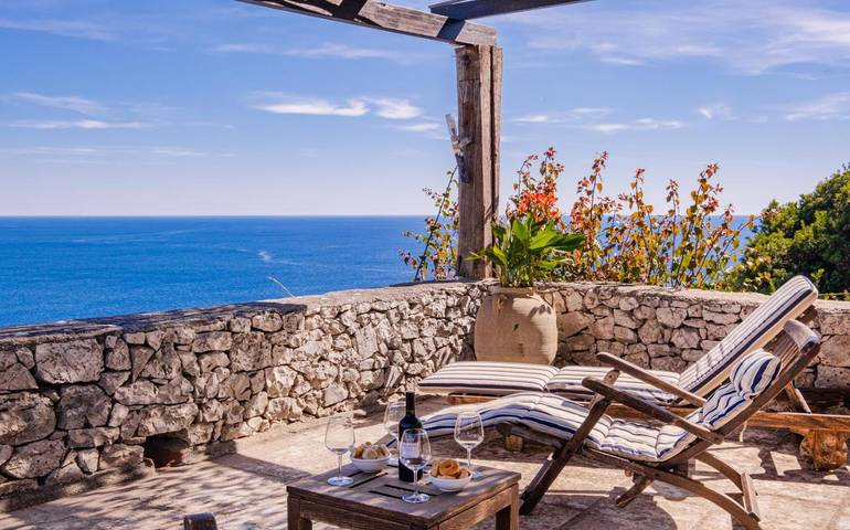 Location de vacances pour 10 personnes, avec piscine ainsi que jardin et vue, animaux acceptés à Corsano - 2