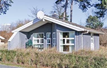 Ferienhaus für 6 Personen, mit Garten und Terrasse sowie Sauna in Travemünde