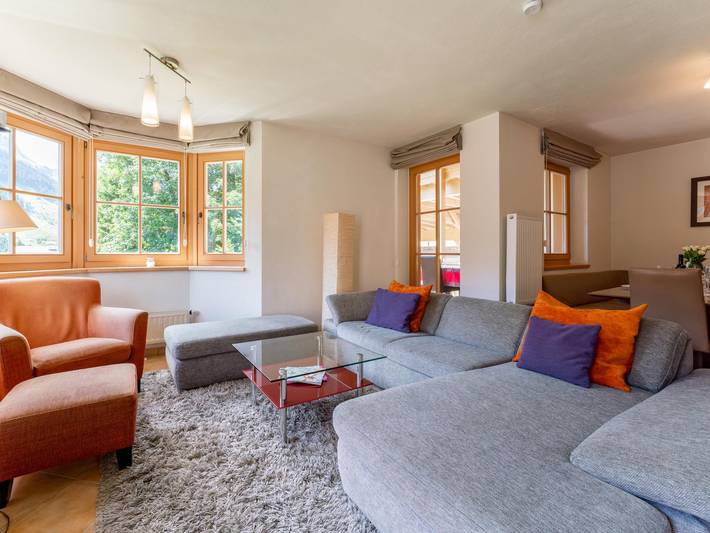 Royaal appartement met prachtig uitzicht en sauna in Hinterglemm, Saalbach-Hinterglemm