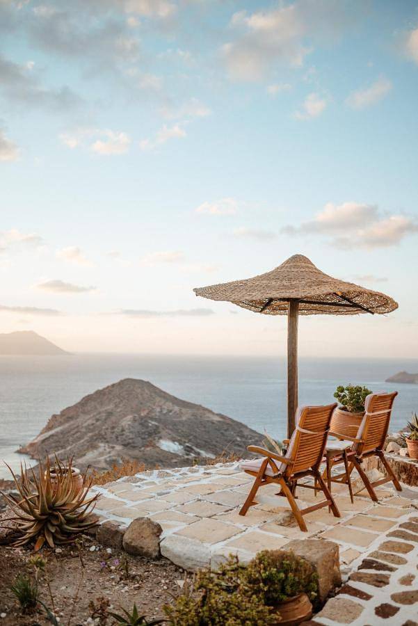 Chambre d’hôte pour 2 personnes, avec terrasse ainsi que jardin et vue dans Milos - 4