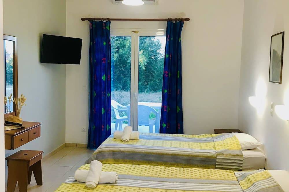 Ganze Wohnung, Studio Banos Apartments and Swimming Pool in Roda, Korfu