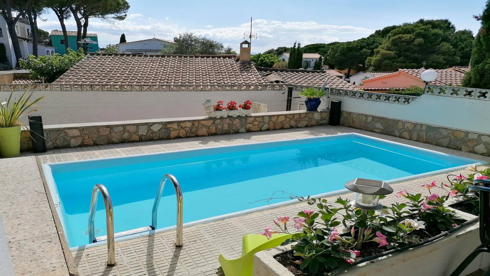 Vacay Villa Roger in l'Escala, Oberampurien